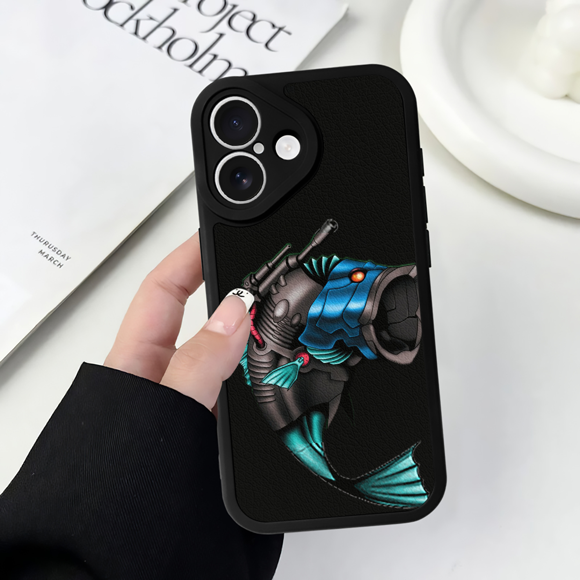 遊☆戯☆王 Yu-Gi-Oh! 【iPhone 16シリーズ対応】シリコンスマホケース（レザー調） 材質：シリコン